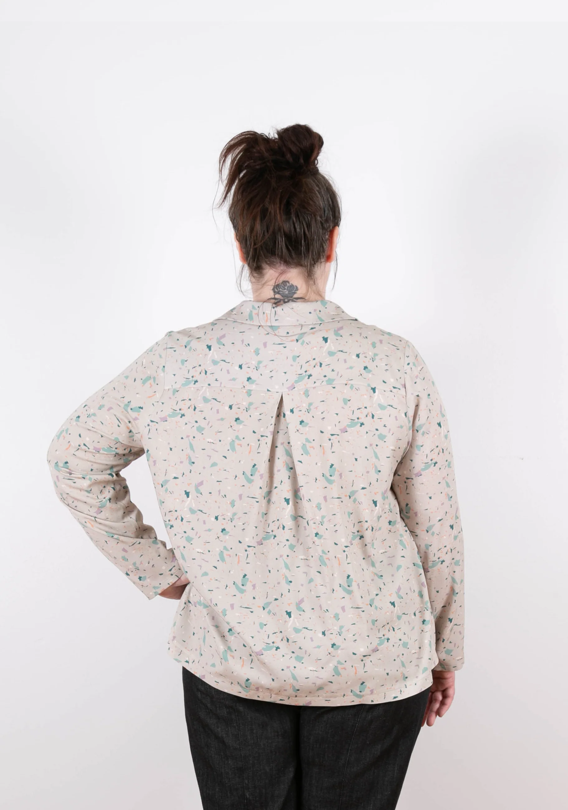 Augusta Shirt & Dress 14–32 - Image 12