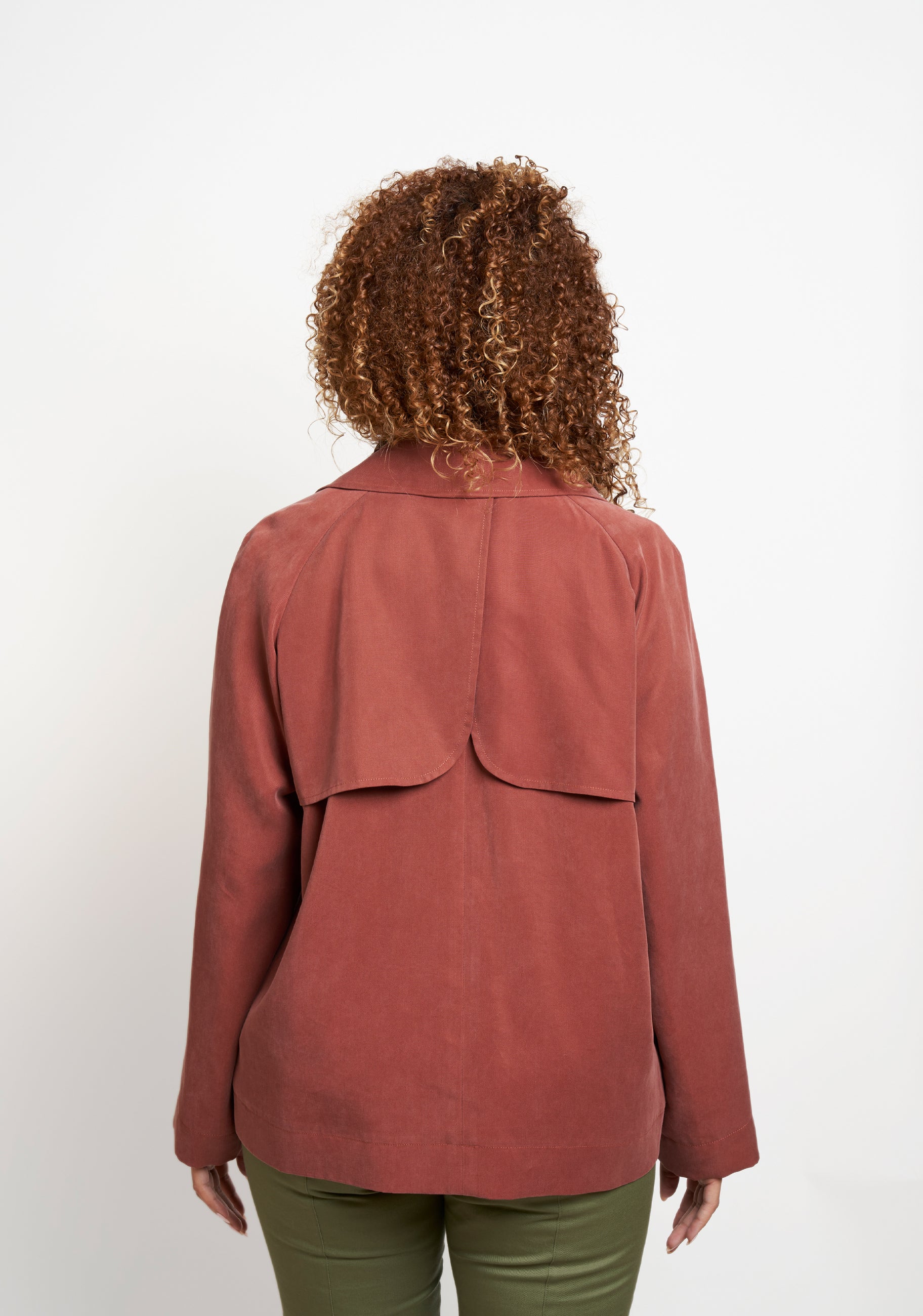 Cortland Trench 0–18 (wholesale) - Image 7