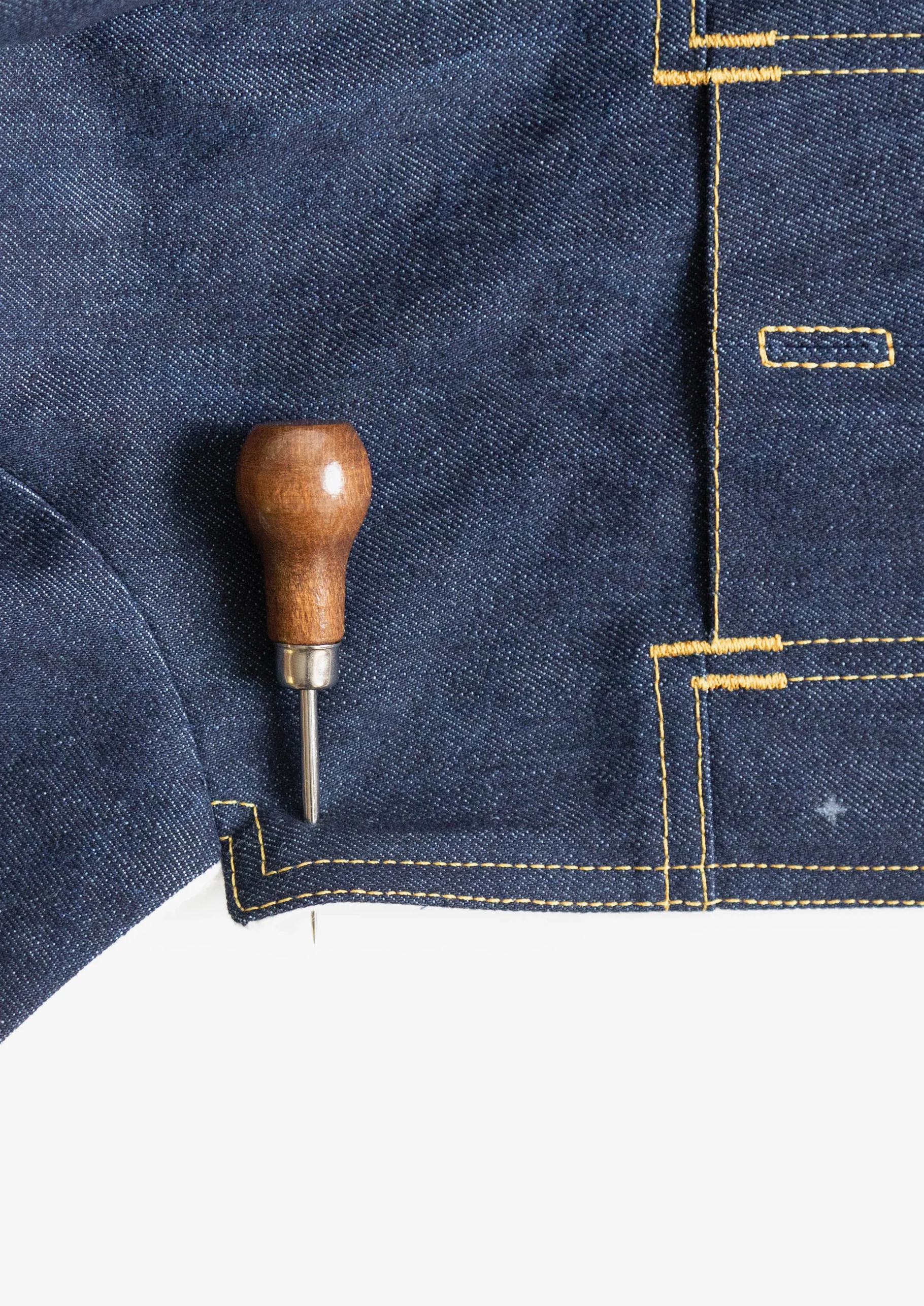 Wood Handled Awl - Image 4